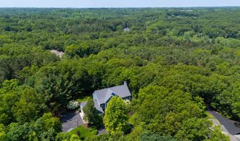 1977 EMERALD GLEN Ct NE, Ada, MI 49301