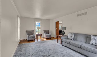 1780 Williamsburg Dr, Adrian, MI 49221