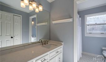 105 Moss Side Dr, Athens, GA 30607