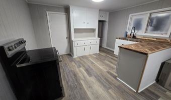 9 Morton Pl, Augusta, ME 04330