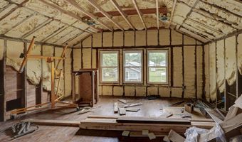 1643 Washington Ave, Baxter Springs, KS 66713