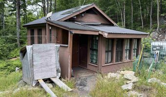 493 Wheeler Mountain Rd, Barton, VT 05822