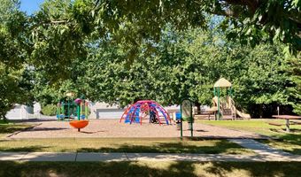 14214 KINGS CROSSING Blvd, Boyds, MD 20841