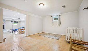 7600 CHARLESTON Dr, Bethesda, MD 20817