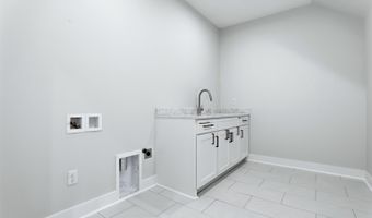 7612 S Shoreline Blvd, Benton, AR 72019