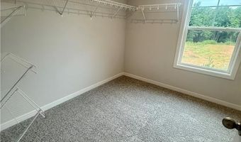 104 Chickadee Ct, Auburn, GA 30011