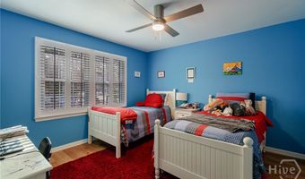 196 Avalon Dr, Athens, GA 30606
