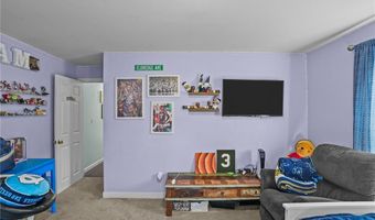 30 Eldredge Ave, East Greenwich, RI 02818
