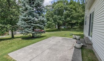 2044 Sycamore Dr, Bedford Heights, OH 44146