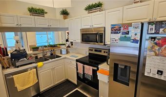 2305 Summersweet Dr, Alva, FL 33920