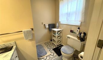 6711 Candy Ln, Vermilion, OH 44089