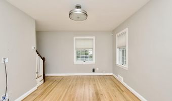1820 LESLIE Ave, Alexandria, VA 22301