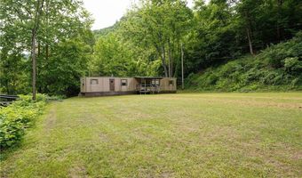 2569 Straight Fork Rd, Alkol, WV 25501