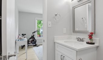 6382 PATIENCE Ct, Alexandria, VA 22315