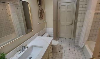 6102 Creek Ridge Ct, Minnetonka, MN 55345