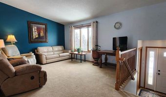 6707 Sonora Way, Bismarck, ND 58503