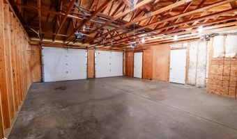 105 S Dubuque St, Albion, IA 50005