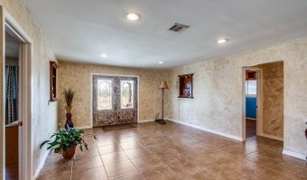 300 County Road 324, Adkins, TX 78101