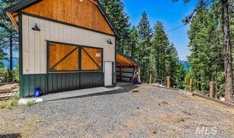 15 Little Donner Dr, Cascade, ID 83611