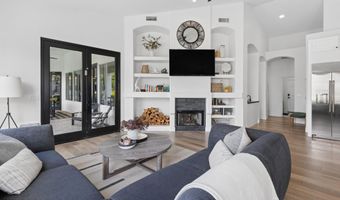 1465 W ISLAND Cir, Chandler, AZ 85248