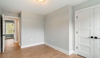 450 Fremont Ave, Bayville, NJ 08721