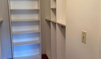 200 Hoffman Ave 206, Cranston, RI 02920