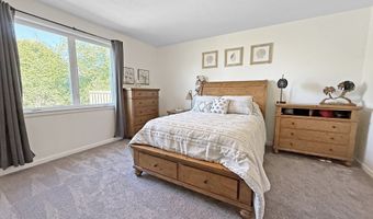 7205 EDGE CLIFF Dr, Brookings, OR 97415