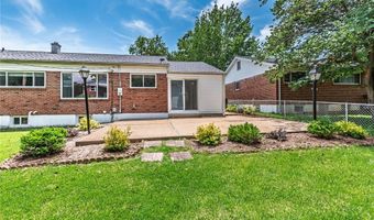 6011 Ranchwood Dr, Affton, MO 63123