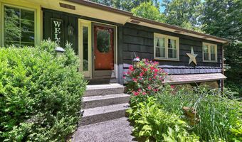 128 Cedar Ln, Beacon Falls, CT 06403
