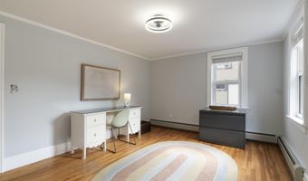 10 Blaine Ave, Augusta, ME 04330