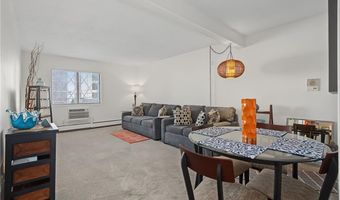 132 Hoffman Ave 207, Cranston, RI 02920