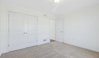 42 LILLICH Dr 12, Abbottstown, PA 17301