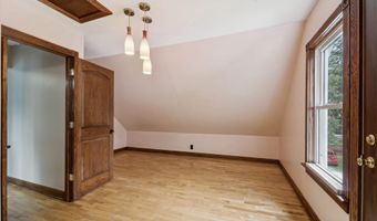 1325 N ONEIDA St, Appleton, WI 54911