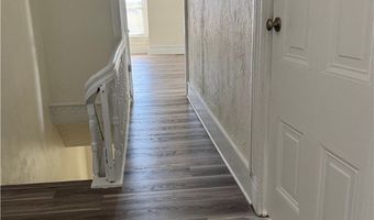 94 S 18th St 2, Airville, PA 15203