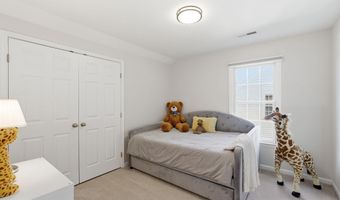 43197 WAYSIDE Cir, Ashburn, VA 20147
