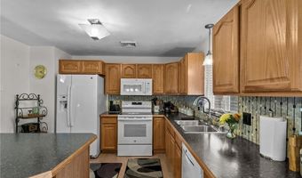 5 Haywood Rd, Coventry, RI 02816