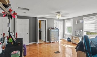 70 Perkins Ave, Cranston, RI 02910