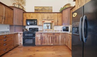 35 LUCY Cir, Alpine, WY 83128