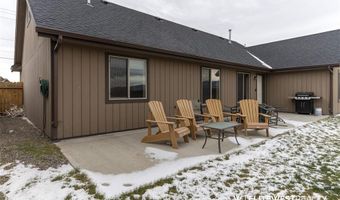 2953 E Ave, Cody, WY 82414