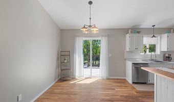 741 Morrison Ave S, Annandale, MN 55302