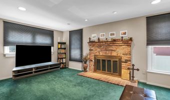 900 Cable Ave, Beachwood, NJ 08722