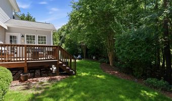 1007 Copper Ridge Ct, Apex, NC 27502