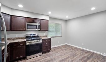 113 Roland Ave, Ballwin, MO 63021