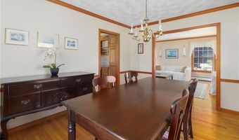 227 Prospect Ave, Middletown, RI 02842