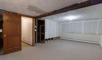 350 Essex Rd, North Kingstown, RI 02852