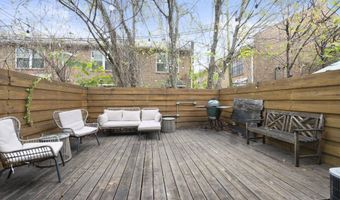 2210 Christian St #4, Baton Rouge, LA 70808