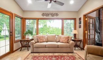 6575 Robin Hood Dr, Indianapolis, IN 46227