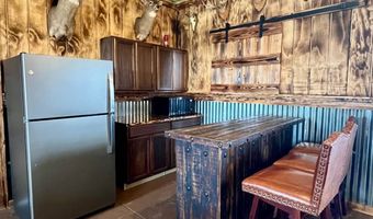568 Woodford Rd, Ardmore, OK 73401