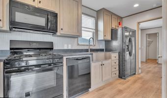 42 A And B Arroyo Hondo Seco Rd, Arroyo Hondo, NM 87513