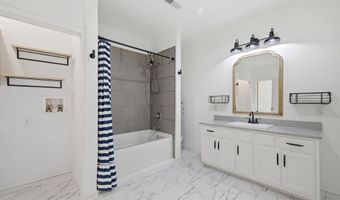 202 Walnut St, Anderson, MO 64831